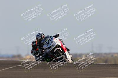 media/Dec-04-2022-CVMA (Sun) [[e38ca9e4fc]]/Race 12 500 Supersport-350 Supersport/